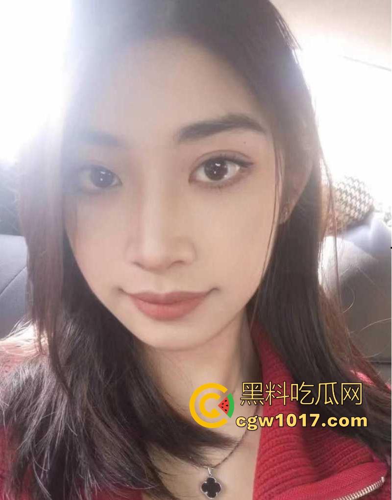 深圳高颜值护士竟是饥渴母狗?撅臀跪舔求操,喜欢密穴塞满精液的感觉,难怪三不娶中有护士呢,原来这么反差!-2