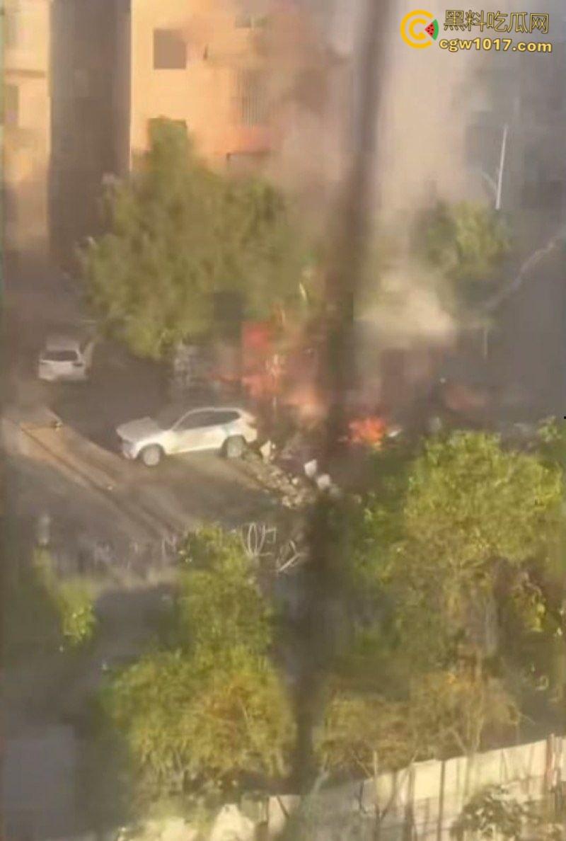 浏阳烟花爆炸事件,勇鑫烟花老板实名举报腐败官员吃分行收贿,被禁卖绝望吃农药,自爆门店轰塌大楼 !-5