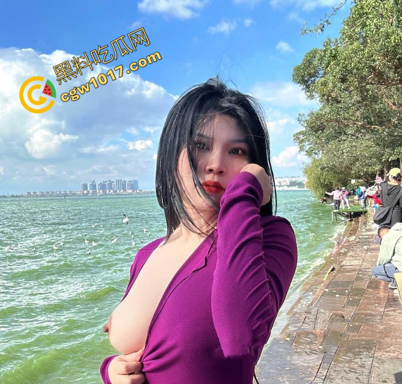 湖南爆乳美人户外大胆露奶,火辣身材勾魂摄魄,绿帽老公疯狂拍下春光无限,骚穴淫声连连,男人看了一定哈喇子狂流!-8