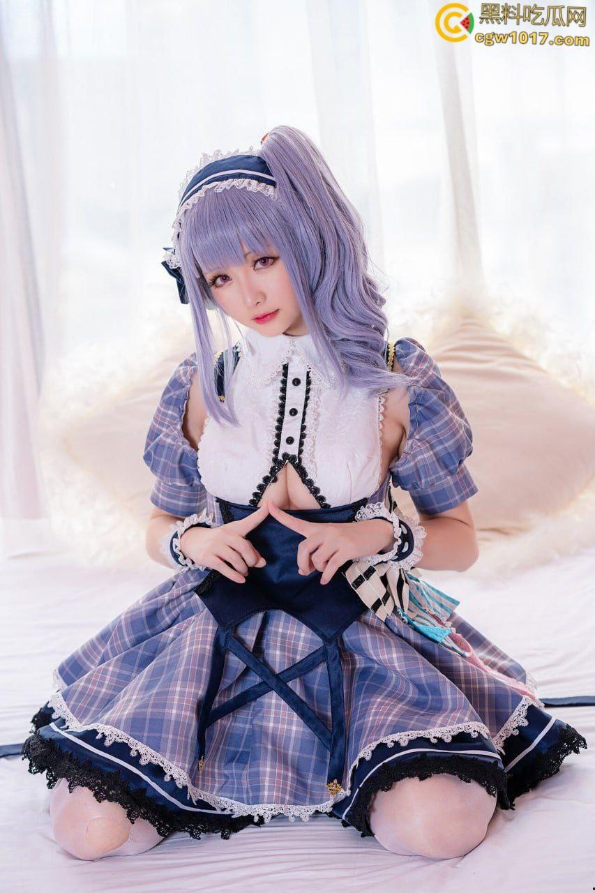 极品福利姬女神【星之迟迟】,Cos碧蓝航线天城性感写真,黑丝美腿御姐感十足,翘臀玉足直勾人心!-3