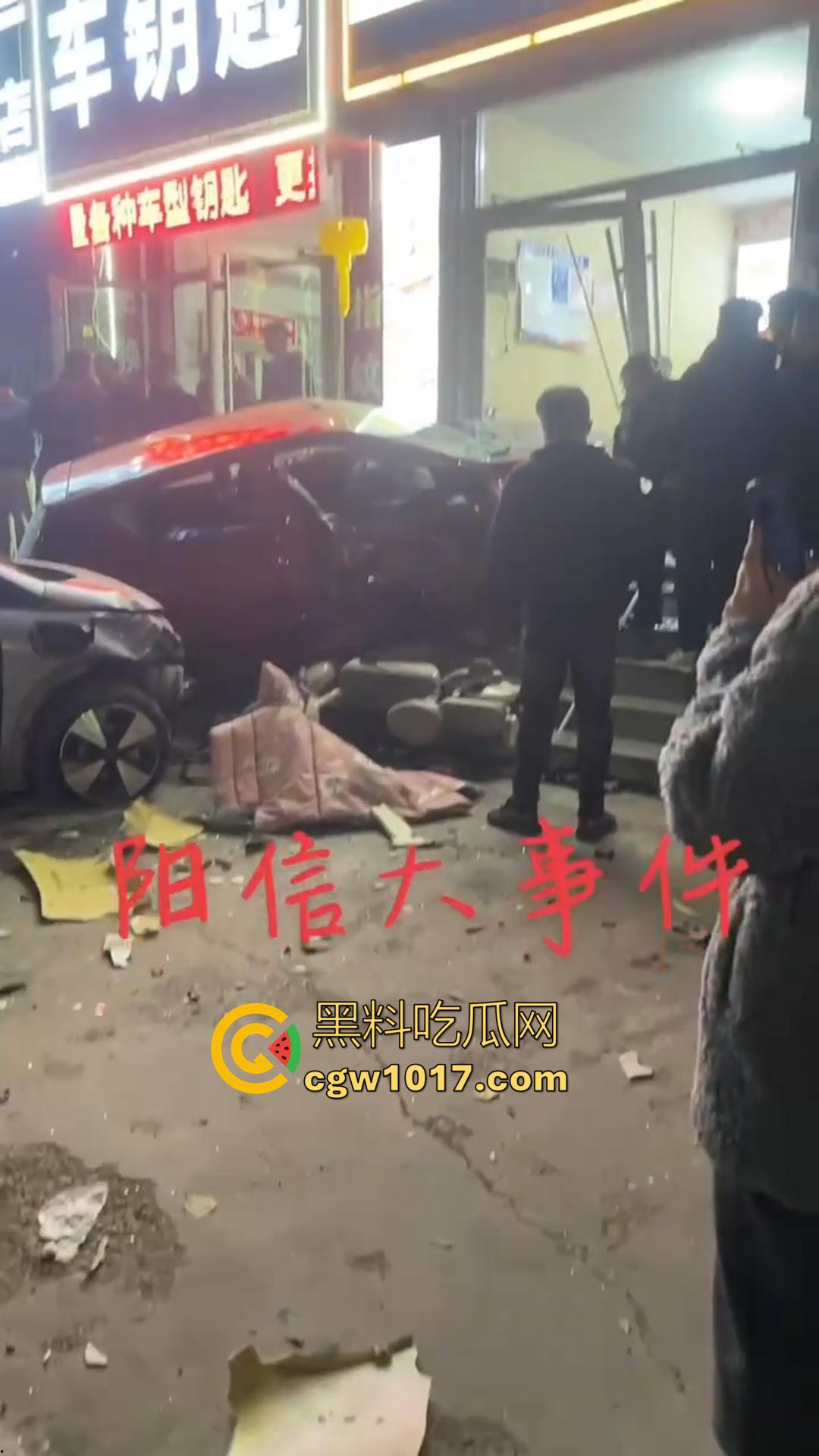 山东济南紫菜包饭店车祸事件曝光 再现【我爸是李刚】醉酒司机撞飞店主 现场血肉模糊 热搜两小时被全网封禁!-8