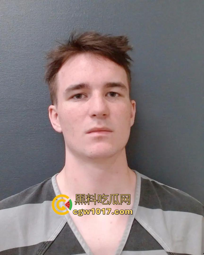 德克萨斯不养闲人 一位消防员 一位空军飞行员两人计划召集一支流浪汉军队,夺取海岸附近的一个岛屿并将所有女性都将成为性奴隶!-4