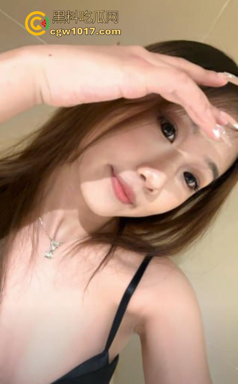 武汉师范学院大三学姐【廖子晴】露脸性爱视频曝光,翘臀高撅摇晃求插眼神饥渴,无套猛冲蜜穴淫液喷溅!-2