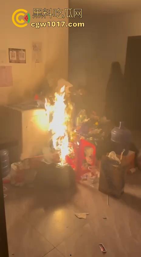 妙瓦底顺达园区缅甸KUN武装屠杀中国人!抢劫、轮奸、枪杀地盘之争,诈骗人员沦落为牺牲品,这时候你是中国人啦!-8