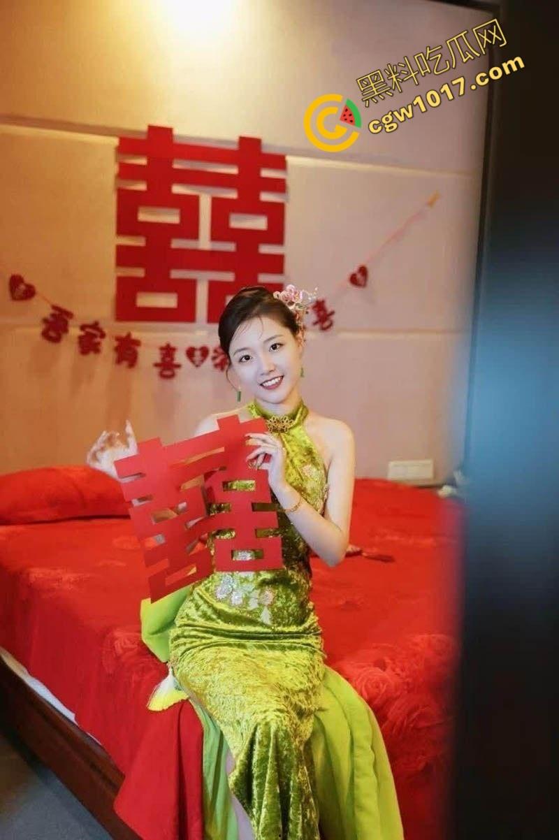 厦门人妻【刘思琪】婚前狂热自慰视频曝光!外表甜美内心淫荡,自慰镜头惊艳惊骇,私密桃色春光瞬间爆炸全网!-3