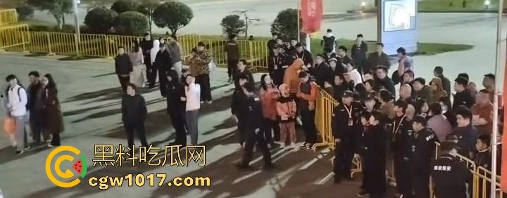 浙BA篮球联赛爆发大冲突!绍兴球队输不起,打完后还要打球员,真应了那句话,喝绍兴黄酒,打各地朋友!-10