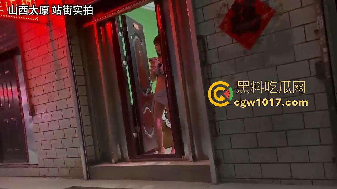 山西太原小吃街实拍走访!整条街都是特色美食,有成熟一点的也有年轻漂亮一点的,百花齐放快来挑选!-13