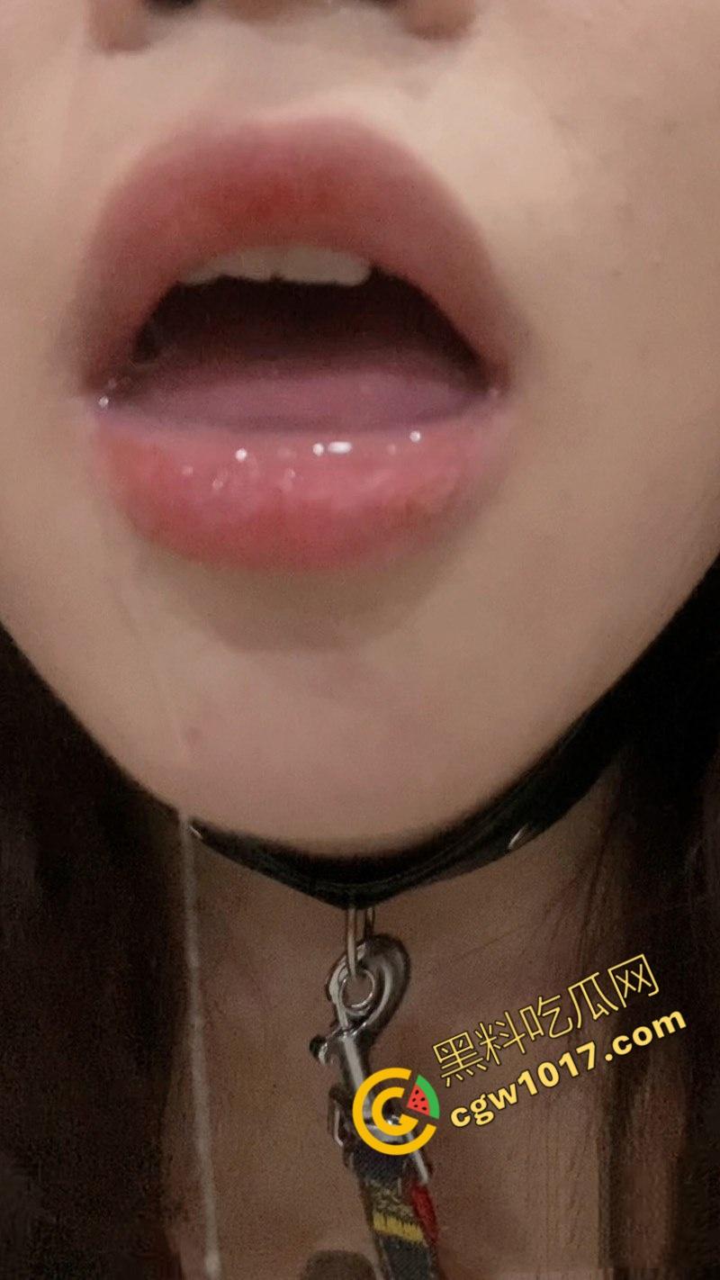 极品大学生母狗赤裸奔放,项圈乳夹齐舞,查小理大肆调教,白浊精液喷射满面,画面淫荡到炸裂!-6