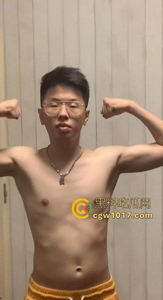 说唱歌手【米其林】出轨DQ兔怀孕,前有渣男隐瞒女友5年被DQ兔曝光,后有DQ兔前男友曝光还和曹万江有关系!-9