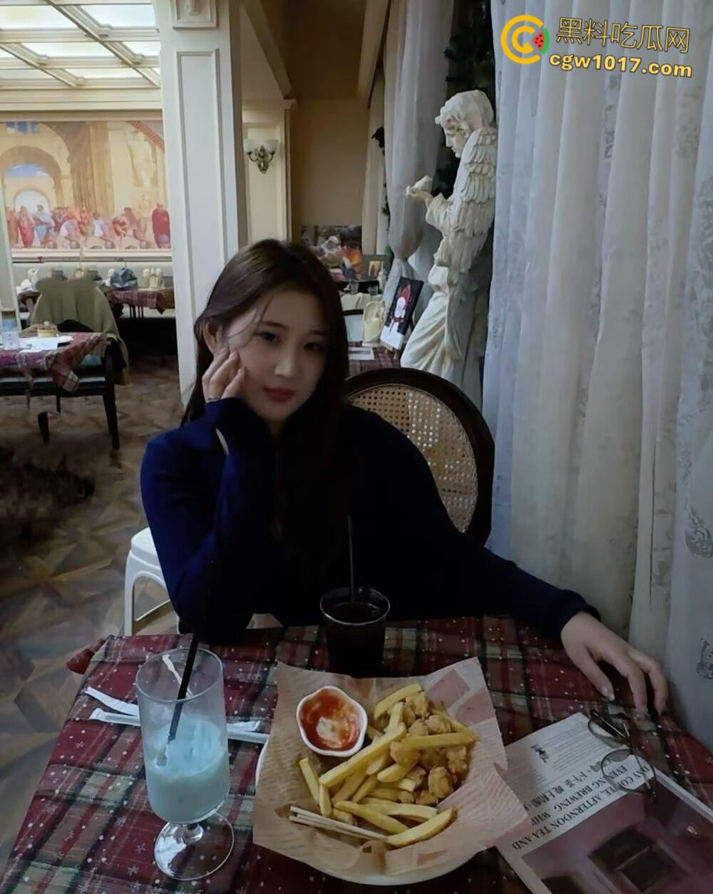 S+甜美高颜值表妹初调教,完美身材样貌太顶了,带上眼罩调教玩弄,舌尖轻舔龟头口交,女上骑乘巨乳乱晃 !-2