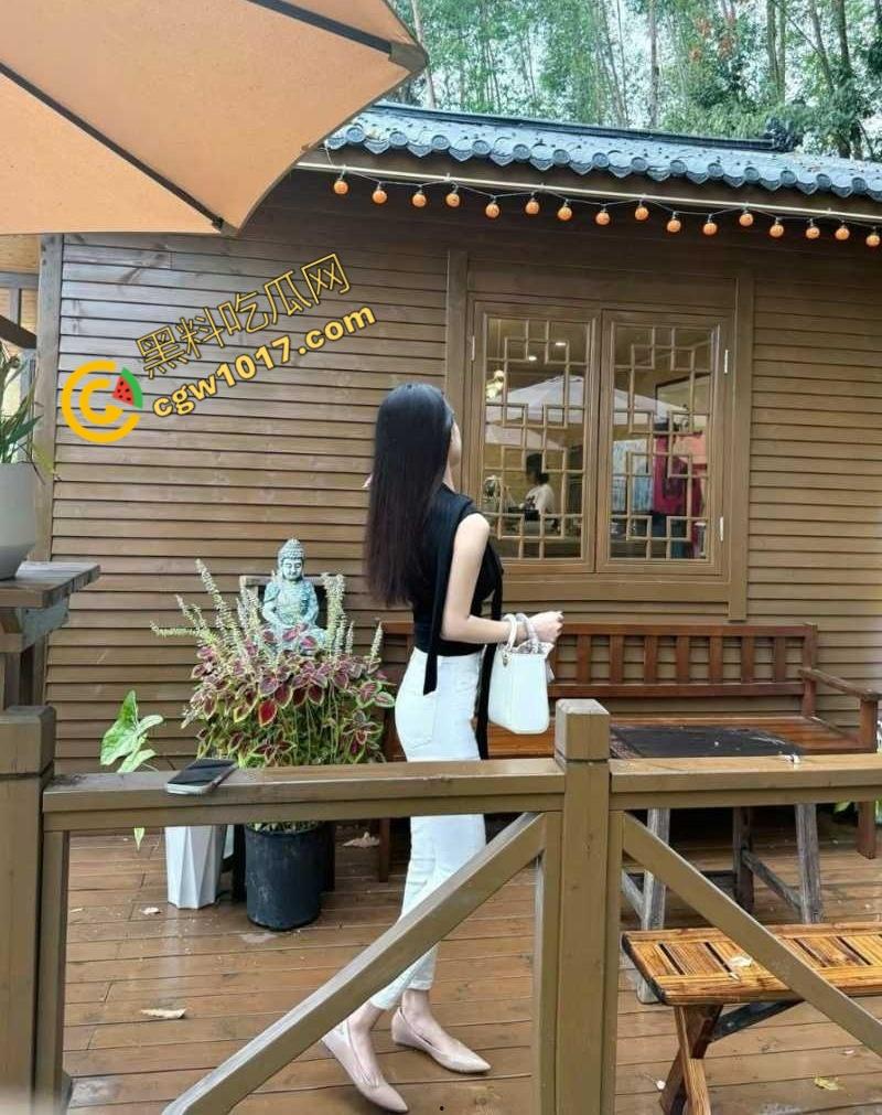 贵州人妻【陈嘉怡】肉欲视频曝光全网,肥臀乱颤奶波荡漾,春情迷离浪叫不断,粗屌深入湿穴狂操,欲火熊熊燃遍网络-3