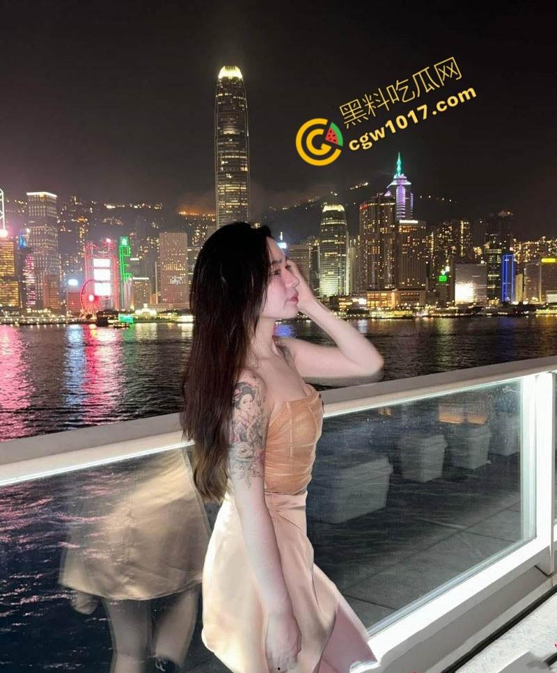 迷人小网红【Annie Lau】雪肤翘臀与龙蝶共舞!前男友报复泄露性爱视频,丰胸嫩穴尽显,网友惊呼“纹身狂野极品”!-2