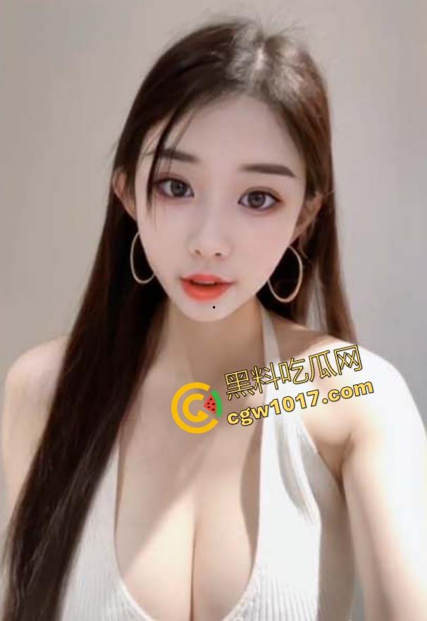 年轻小妈黑丝勾引,主动聊骚性感诱惑,像发了情的母狗一样主动骑乘,老爸酒醉在隔壁喊的更凶,无比刺激!-2