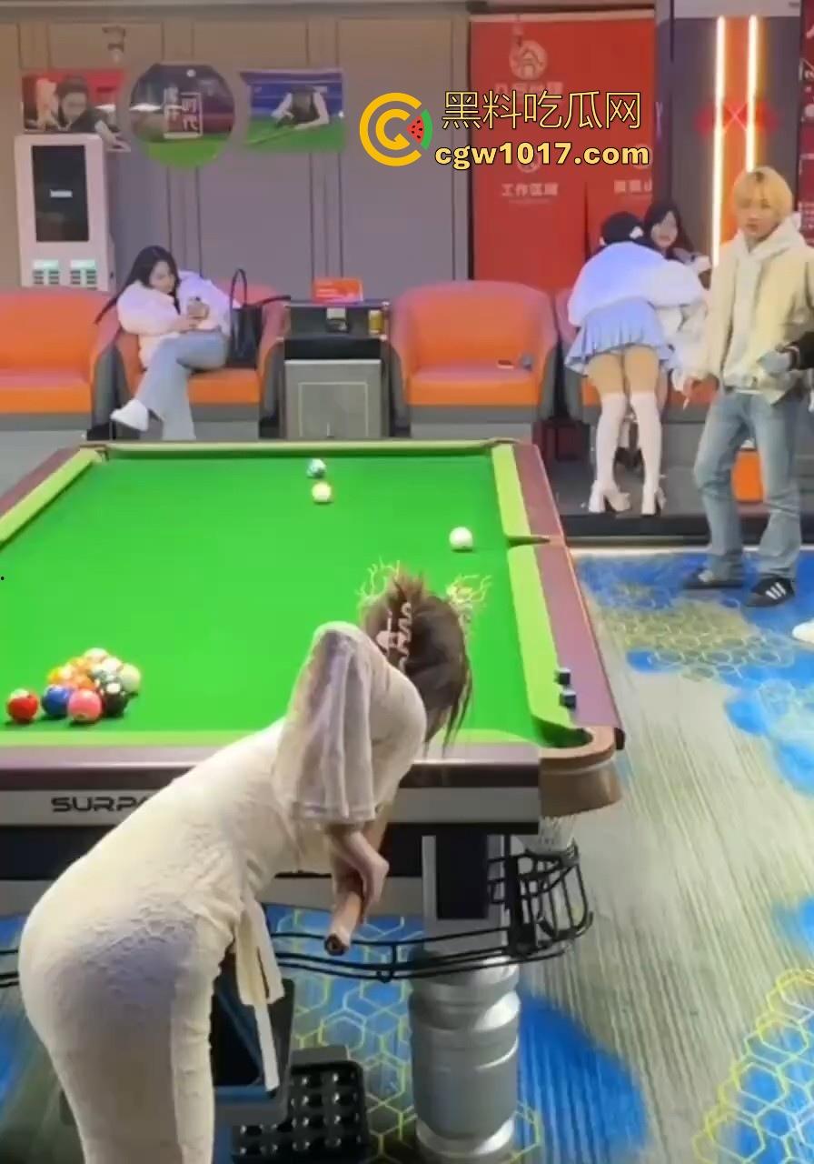 21世纪最伟大的职业台球助教！挽救了很多无知少女，也启蒙了很多少男，让我们好好重温一下那些经典名媛战役吧！-4