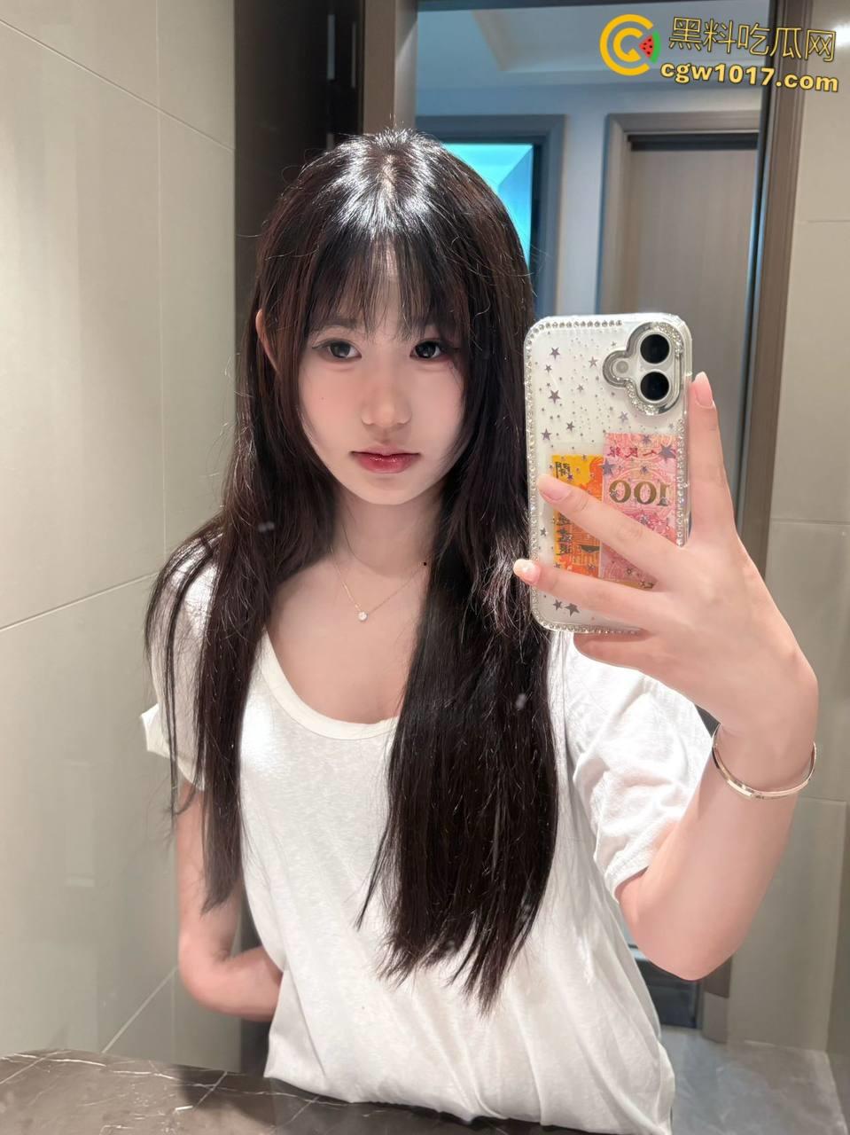 与亲姐姐户外野炊,小母狗帐篷里跪地口交,无套内射穿着开档瑜伽裤的白虎嫩穴,还用扩阴器亲眼看见精液流向子宫 !-2