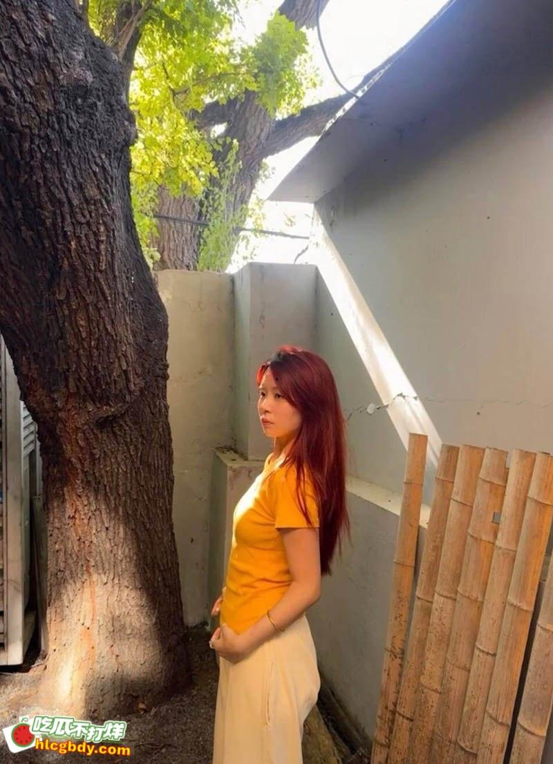 北京高颜值嫩妹【张敬怡】,刚分手就迫不及待约炮,露脸深喉后入呻吟不断,小粉穴被无套内射精液直流 !-2