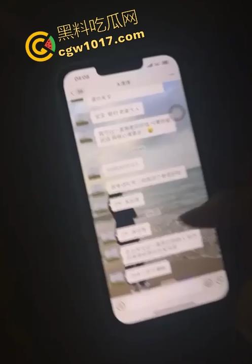 你的异地慢热女友送货上门,剧本杀拼本睡到超主动小母狗,露脸爆操调教,完事后还贴心语音异地男友!-2