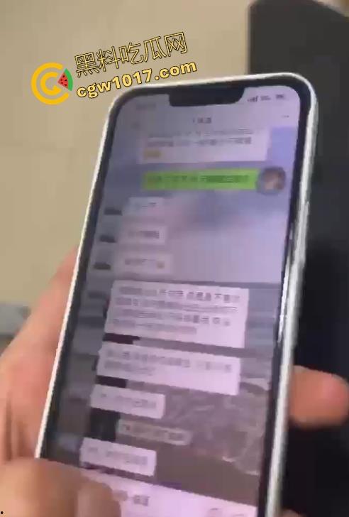 你的异地慢热女友送货上门,剧本杀拼本睡到超主动小母狗,露脸爆操调教,完事后还贴心语音异地男友!-3