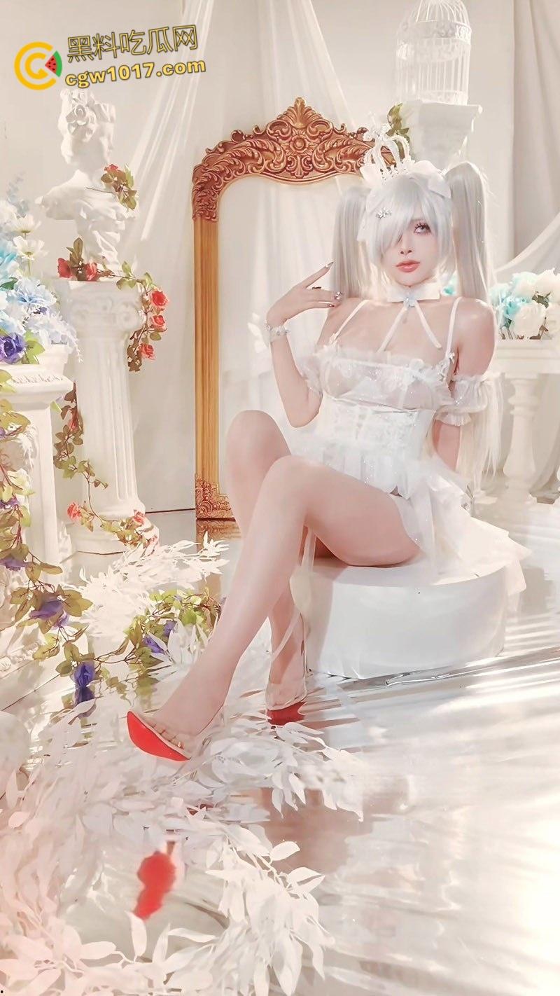 纯欲天花板【Byoru】，灰姑娘性感写真福利，巨乳翘臀透视蕾丝婚纱，极致诱惑眼神勾魂令人沉醉！-6